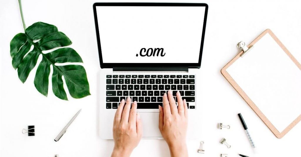 how to choose a domain name