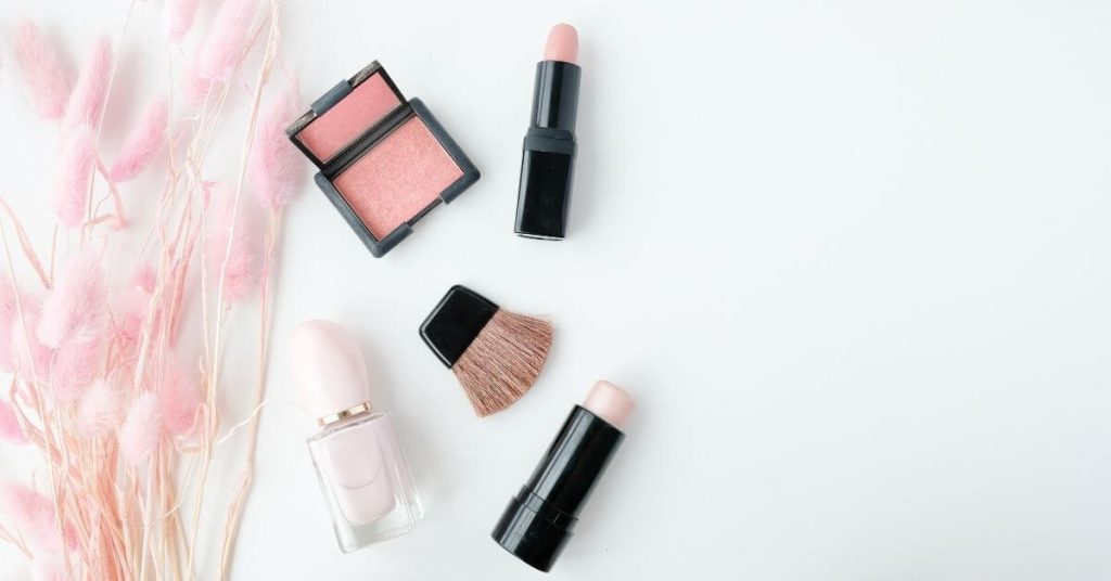 how to write first blog post include images beauty example